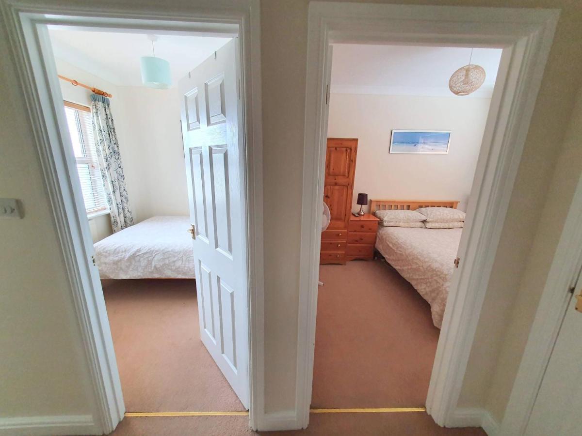 Friars Walk Houses With 2 Bedrooms, 2 Bathrooms, Fast Wi-Fi And Private Parking Sittingbourne Eksteriør billede